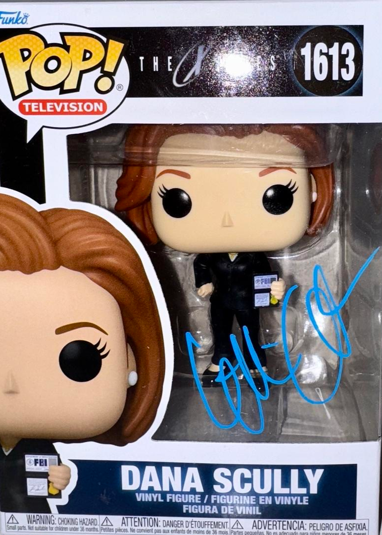 Gillian Anderson Signed Funko Pop #1613 "Dana Scully" (Blue Ink) - Beckett COA #4